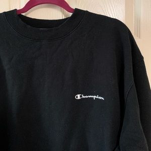 Champion Shirts - Men’s black Champion crew neck sweatshirt size XL Champion Shirts - Men’s black Champion crew neck sweatshirt size XL